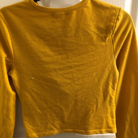 Yellow top - Picture 2 of 3